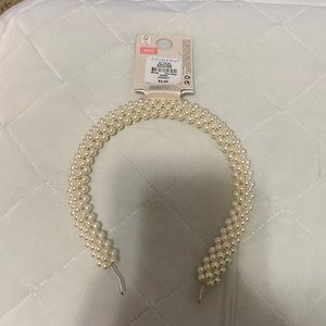NWT Pearl Headband